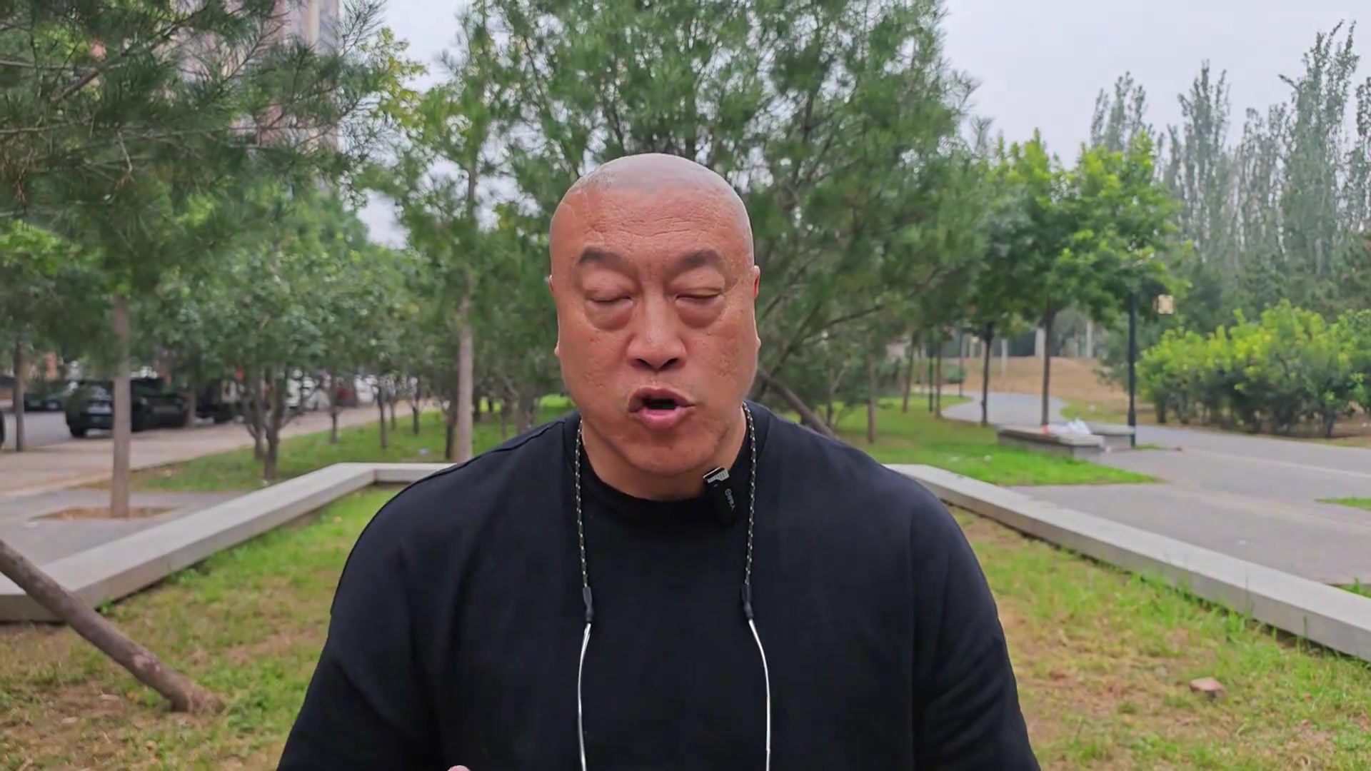  馬?。何艺J為森林狼用唐斯交易來蘭德爾&迪文岑佐，是最大受益者