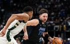  意外大敗，連遭冷門(mén)，被弱隊(duì)羞辱！NBA奪冠熱門(mén)需重建。