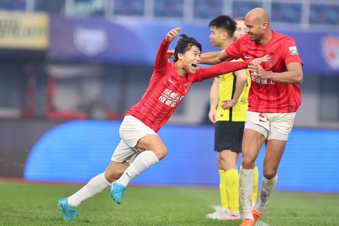  成都蓉城中超第三，四川足球歷史新篇章！今日“目標(biāo)亞洲”達(dá)成！