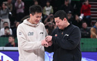 遼寧本鋼勝?gòu)V州朗海，郭艾倫領(lǐng)總冠軍戒指