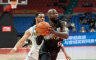  CBA首階段出場時長榜：瓊斯場均41.2分鐘居首。