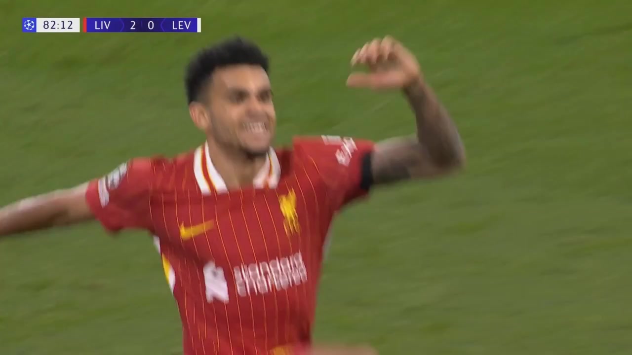  薩拉赫再送精準傳中！迪亞斯破門梅開二度！利物浦3-0勒沃庫森！
