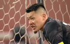  泰山失利，浦項制勝，海港球迷釋重，王大雷射術不精。