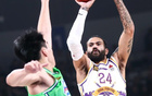  神外援助，特拉維斯、里勒合砍82分，北控勝CBA俱樂(lè)部杯首戰(zhàn)。