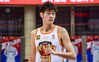  王浩然12中5，三分7中3，貢獻(xiàn)17分3板2助，繼續(xù)拼搏！