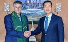  國(guó)安新帥66歲，23年無(wú)冠，歐冠慘敗2-8，曾批梅西。