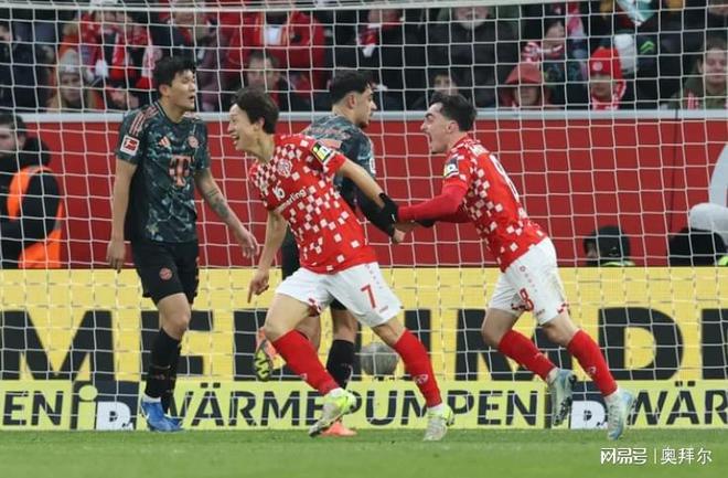  李在城雙炮破門，13場7球，勝韓國德比，金玟哉遭穿襠。