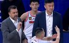  粵男籃連勝?zèng)_刺！新外援首秀，徐杰對(duì)決林葳，內(nèi)線(xiàn)占優(yōu)！