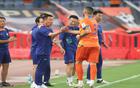  泰山隊(duì)7人合同終，2人續(xù)約，1人或退役，外援離隊(duì)。